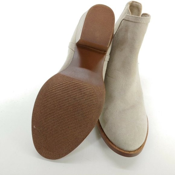 LOFT Outlet Womens Faux Suede Ankle Boots Booties Pull On Cutout Light Gray 6M - Picture 5 of 11
